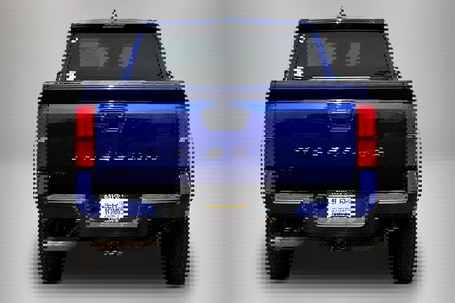 Used 2024 Toyota Tacoma TRD Off-Road AWD/4WD image 5