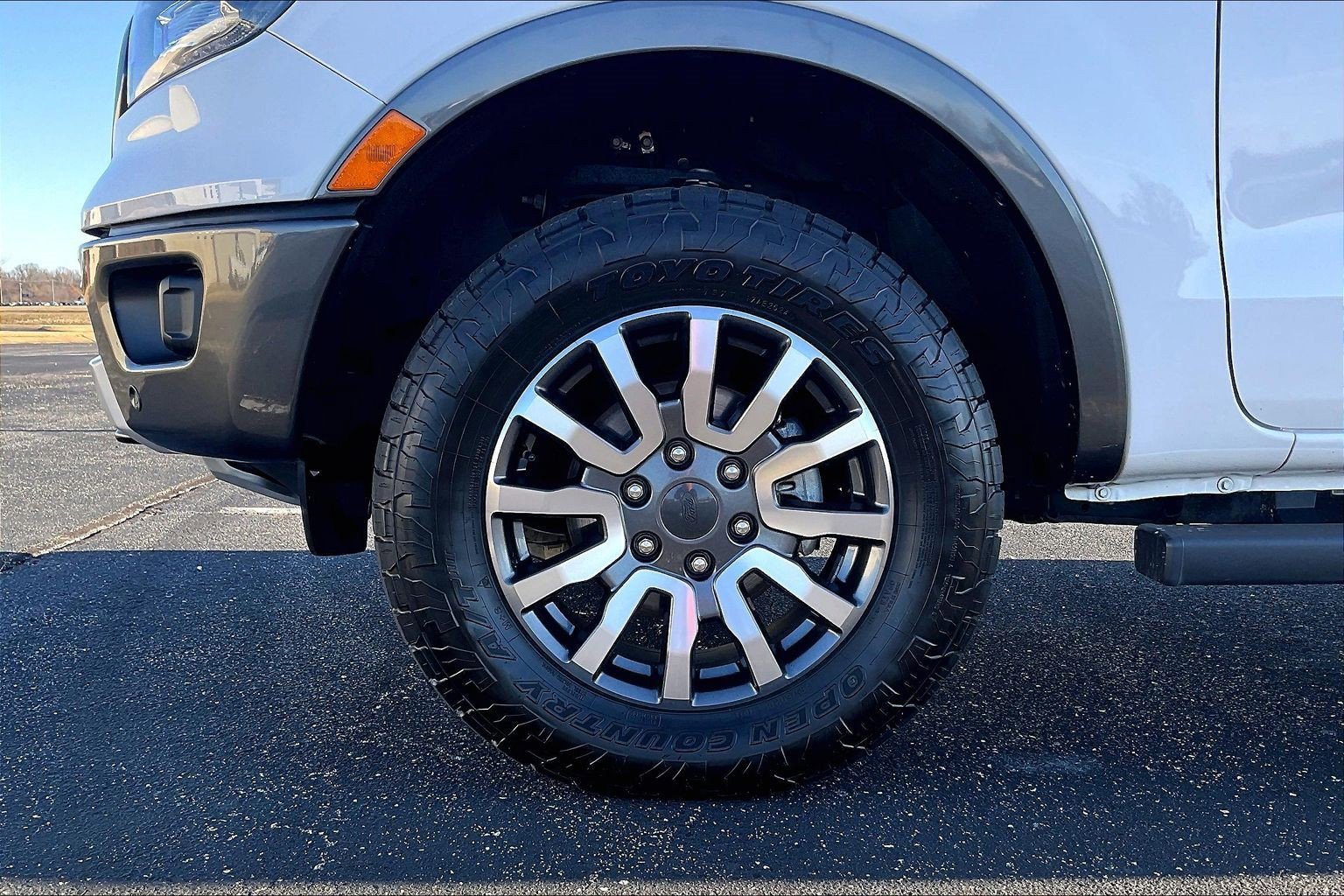 Used 2020 Ford Ranger Lariat w/ Equipment Group 501A Mid image 9