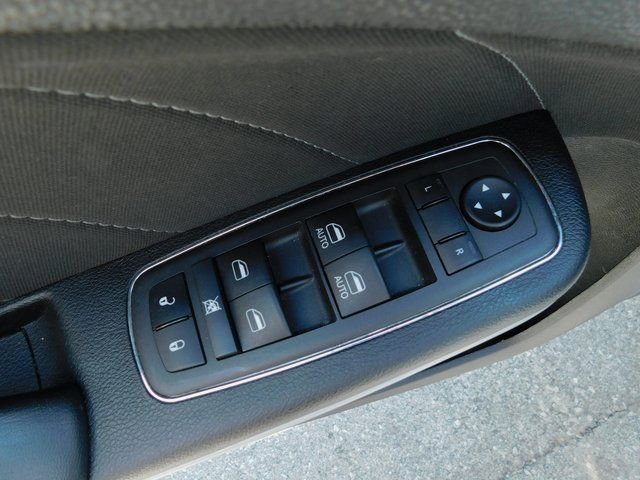 Used 2023 Dodge Charger SXT image 10