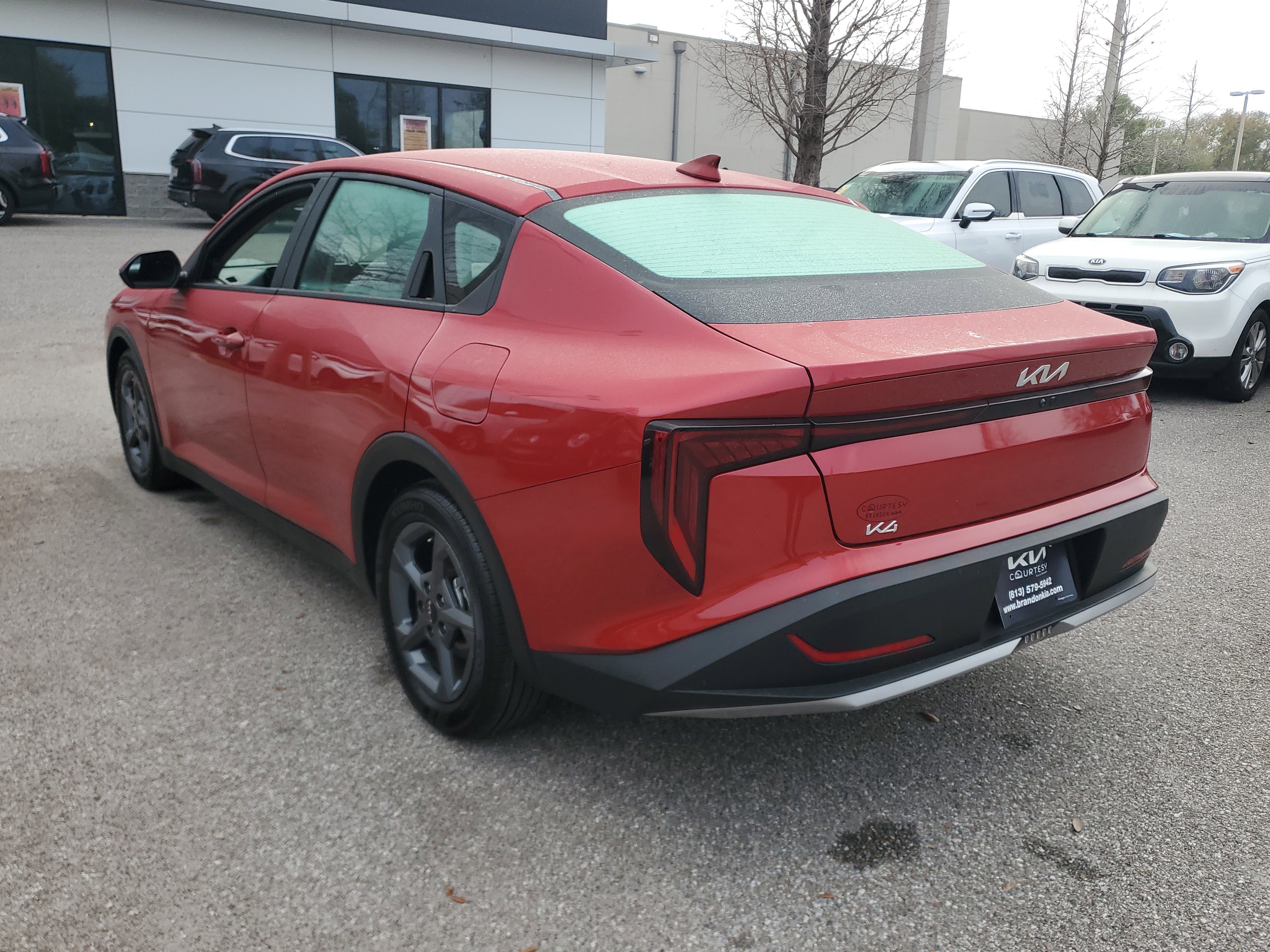 Used 2025 Kia K4 LXS image 2