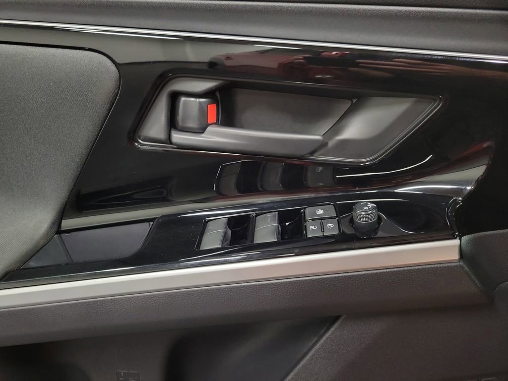 Used 2023 Subaru Solterra AWD image 19