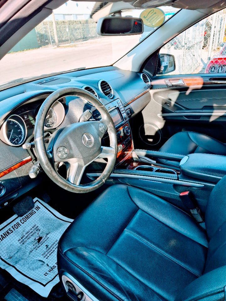 Used 2012 Mercedes-Benz GL 450 4MATIC w/ Premium 1 Pkg image 7