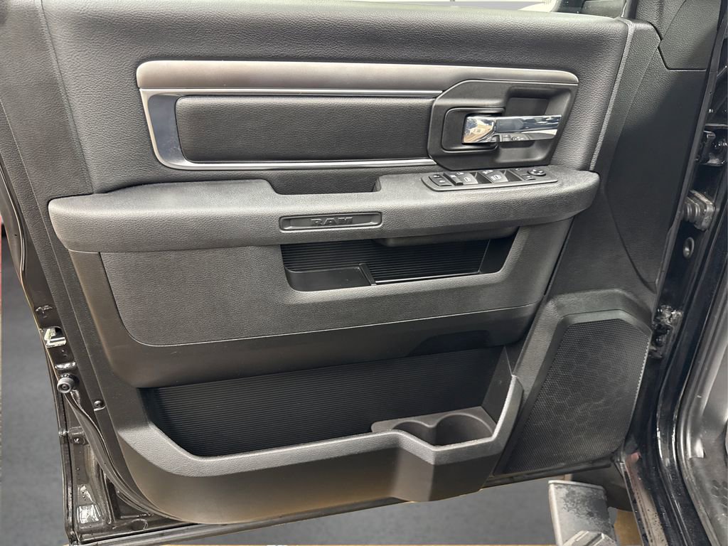 Used 2022 RAM 1500 Classic Warlock image 23