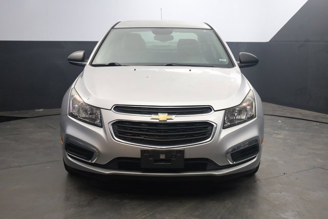 Used 2016 Chevrolet Cruze LS image 3