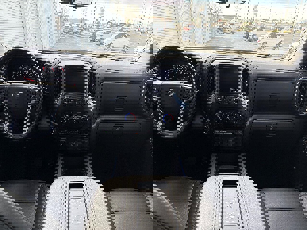 Used 2021 Chevrolet Silverado 1500 LT Trail Boss w/ Convenience Package II image 28