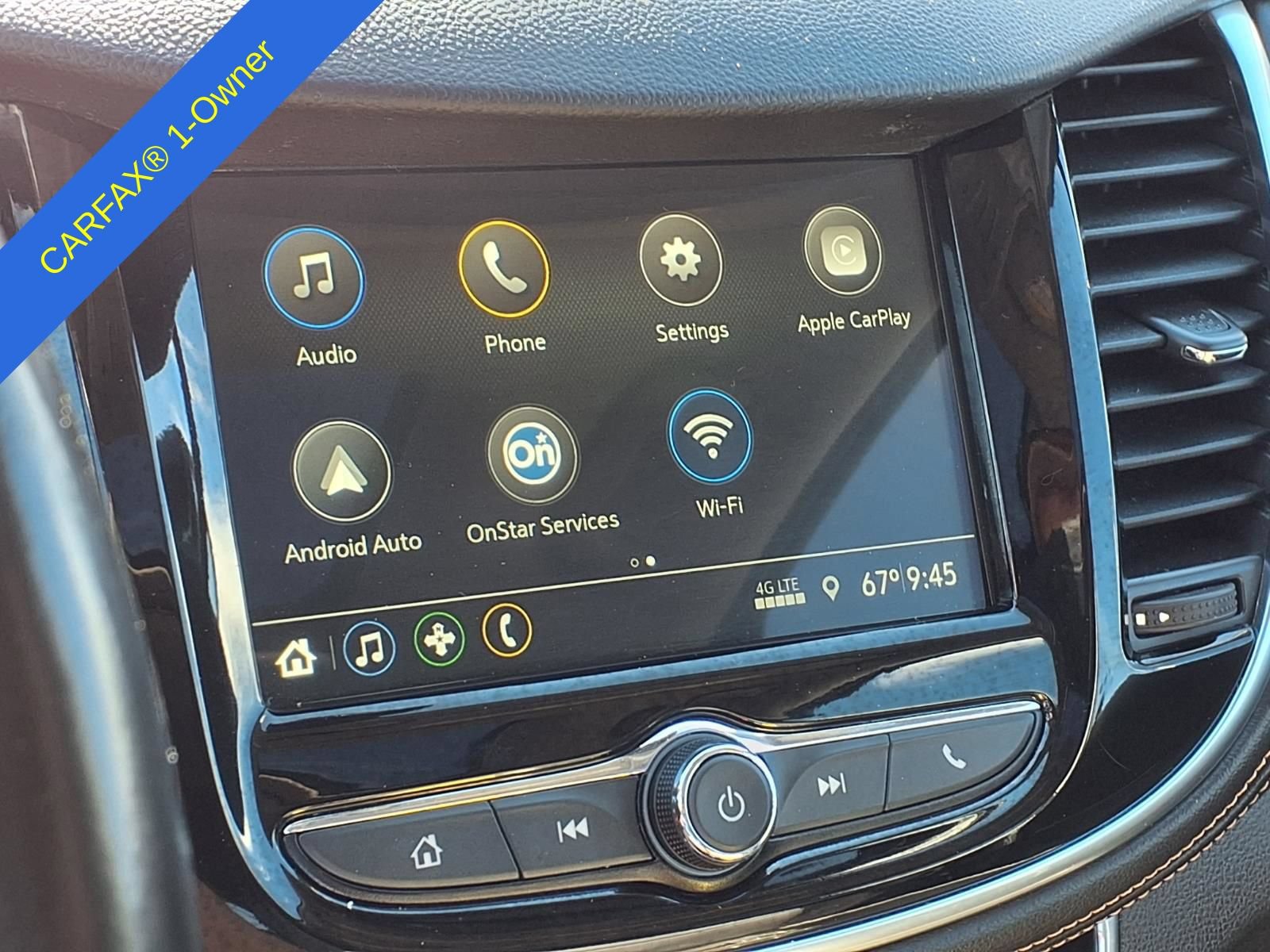 Used 2018 Chevrolet Trax Premier w/ Midnight Edition AWD/4WD image 24