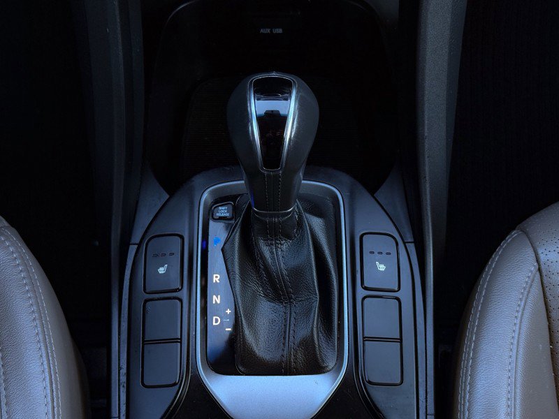 Used 2014 Hyundai Santa Fe GLS image 26