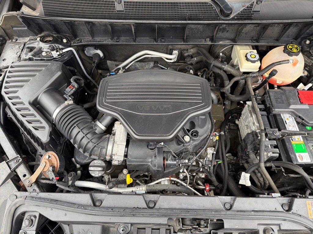 Used 2017 GMC Acadia SLE w/ Driver Alert Package I image 26