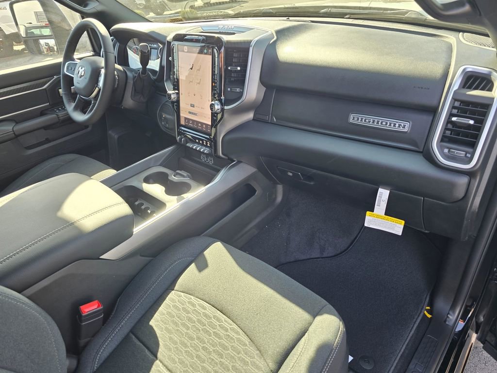New 2026 RAM 3500 Big Horn AWD/4WD image 15