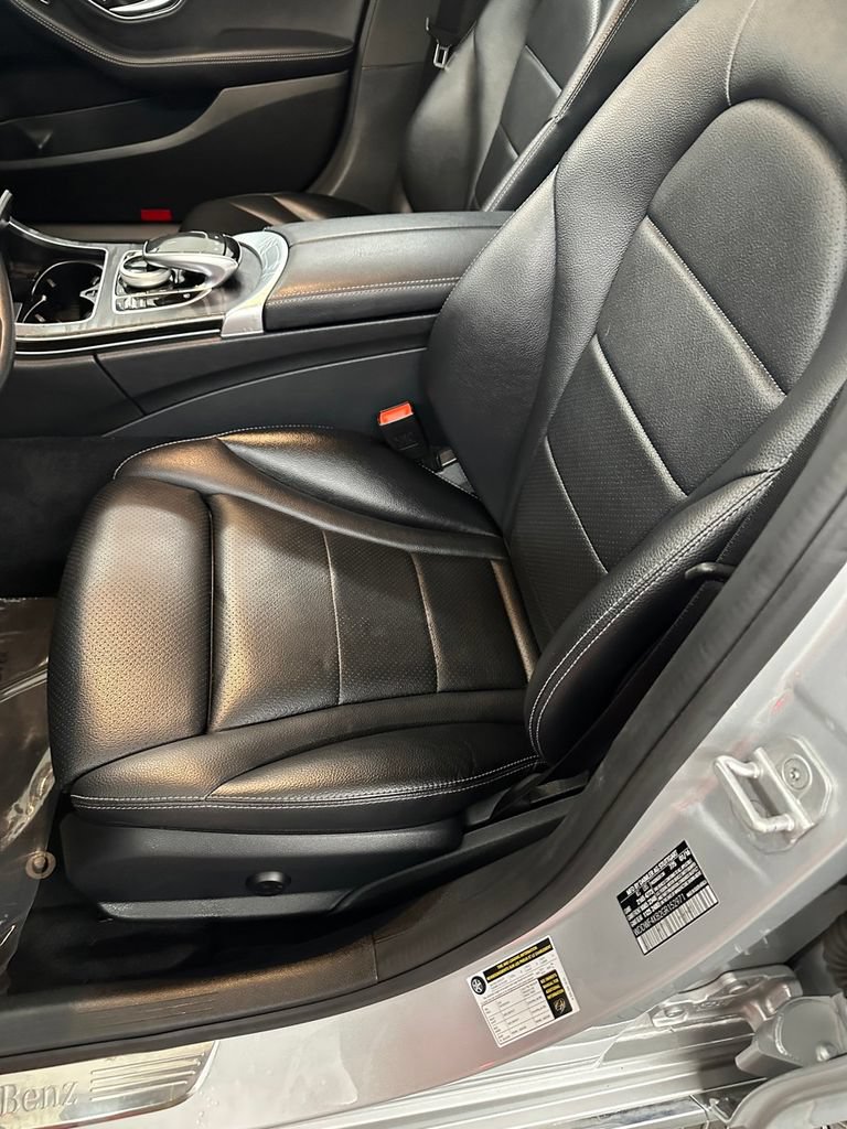 Used 2016 Mercedes-Benz C 300 4MATIC Sedan image 13