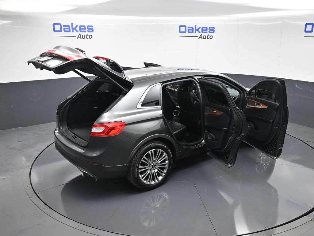 Used 2018 Lincoln MKX Reserve image 59