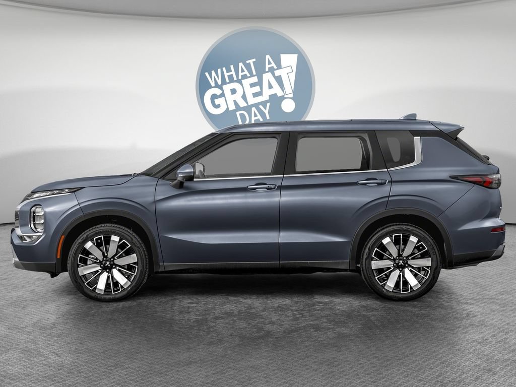 New 2026 Mitsubishi Outlander SE AWD/4WD image 3