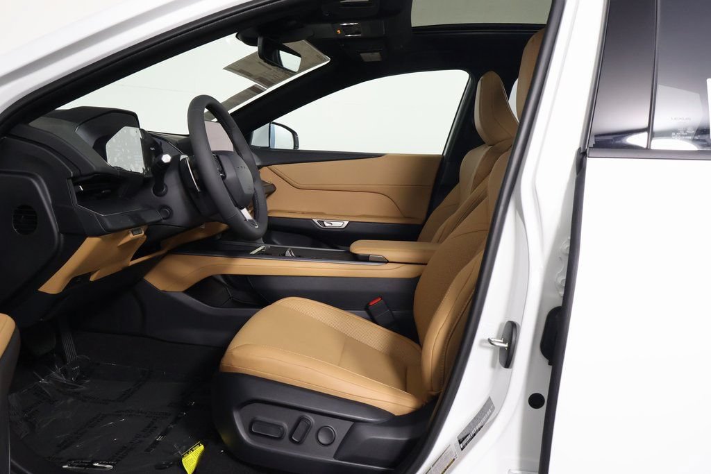 New 2026 Lexus ES 350e w/ Convenience Package FWD image 5