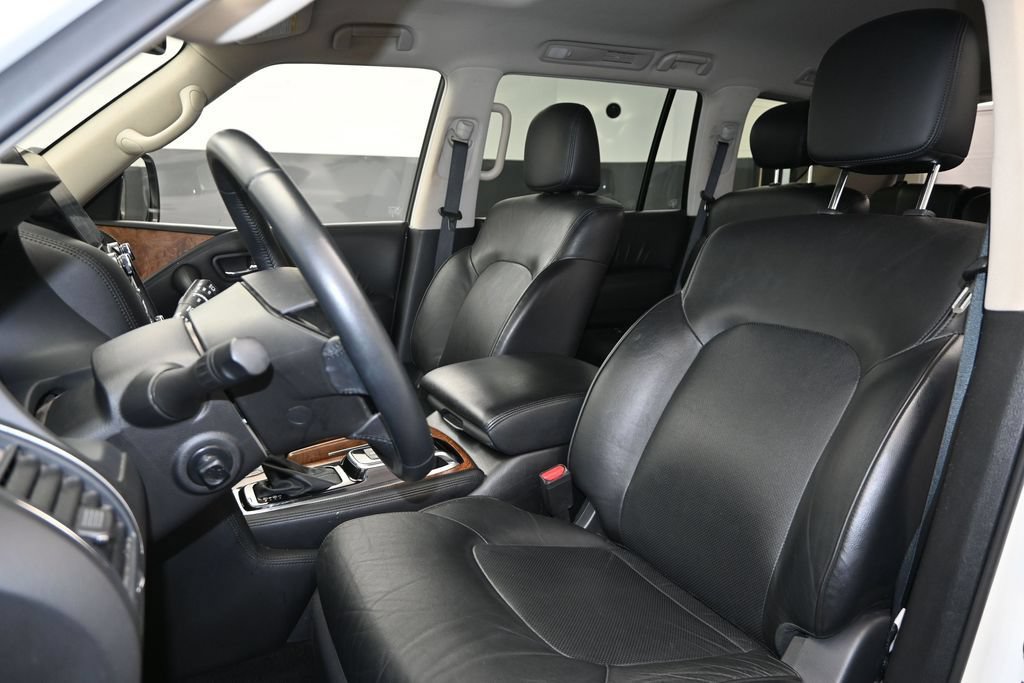 Used 2024 Nissan Armada SL w/ Captain's Chairs Package RWD image 16