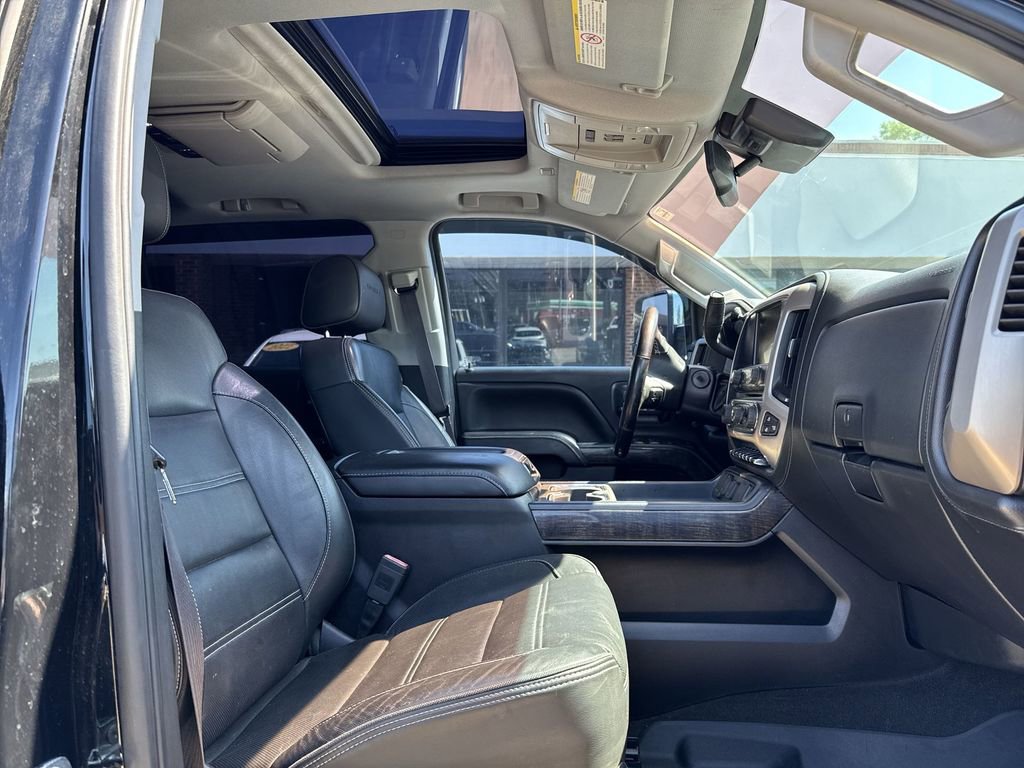 Used 2015 GMC Sierra 2500 Denali w/ Duramax Plus Package image 24
