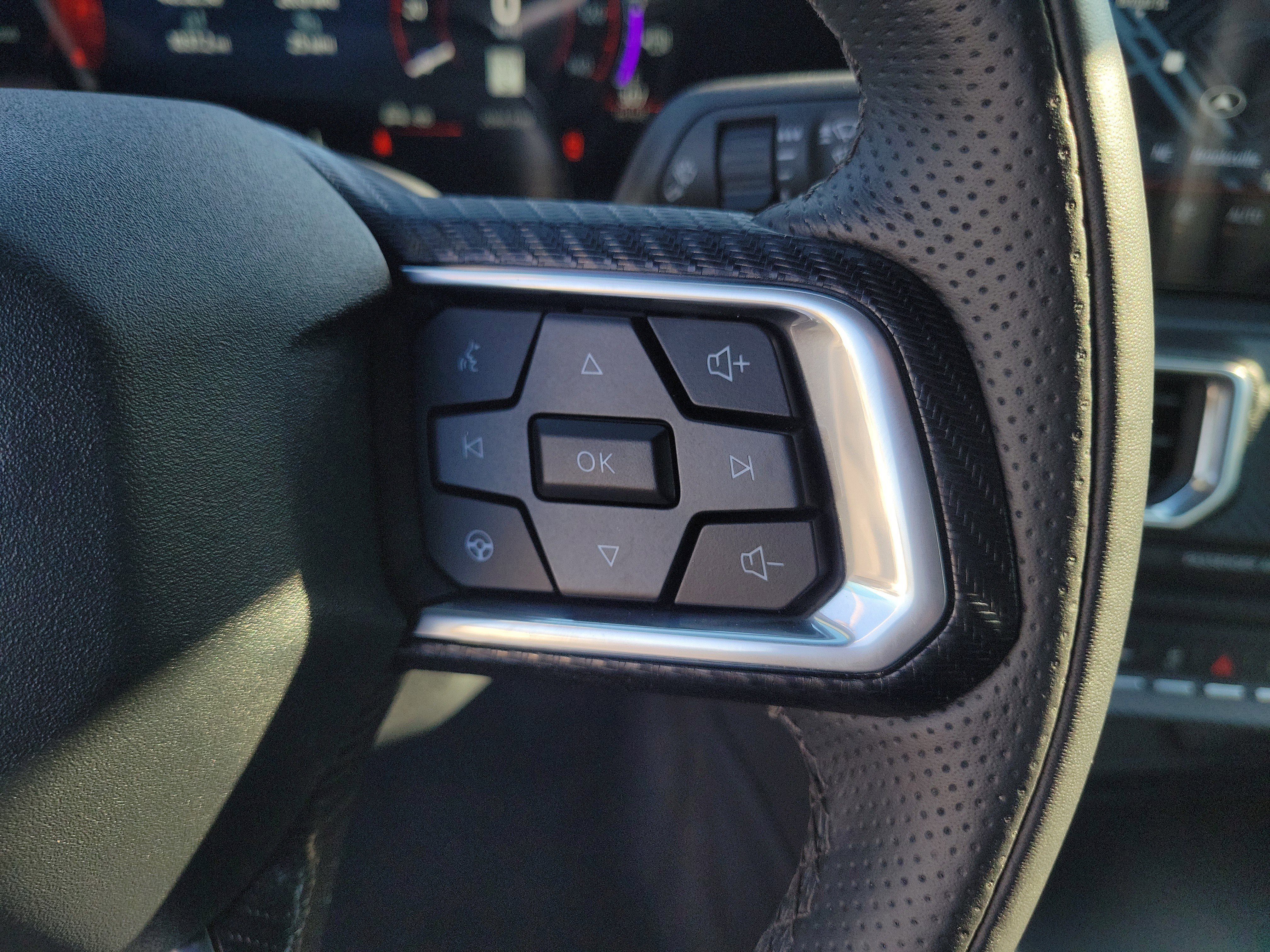 Used 2025 Ford Mustang Premium RWD image 26