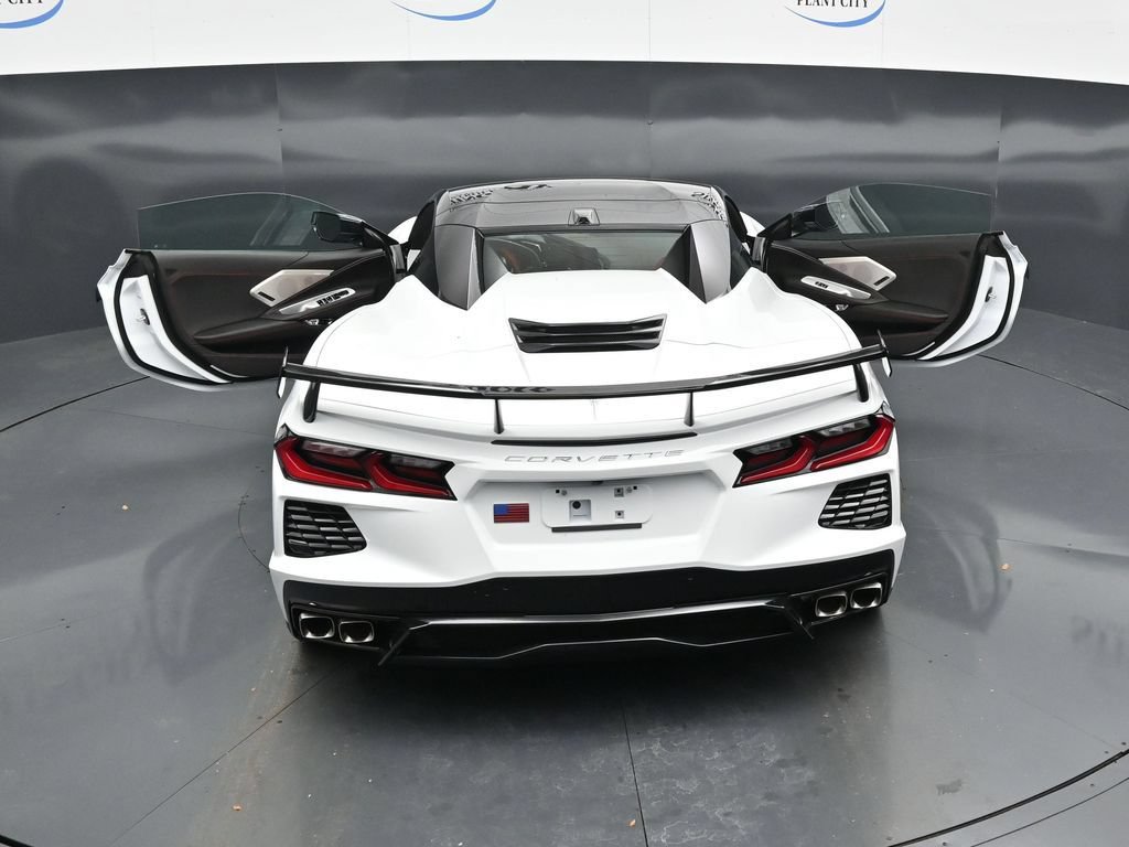 Used 2025 Chevrolet Corvette Stingray Premium Conv w/ Z51 Performance Package RWD image 26