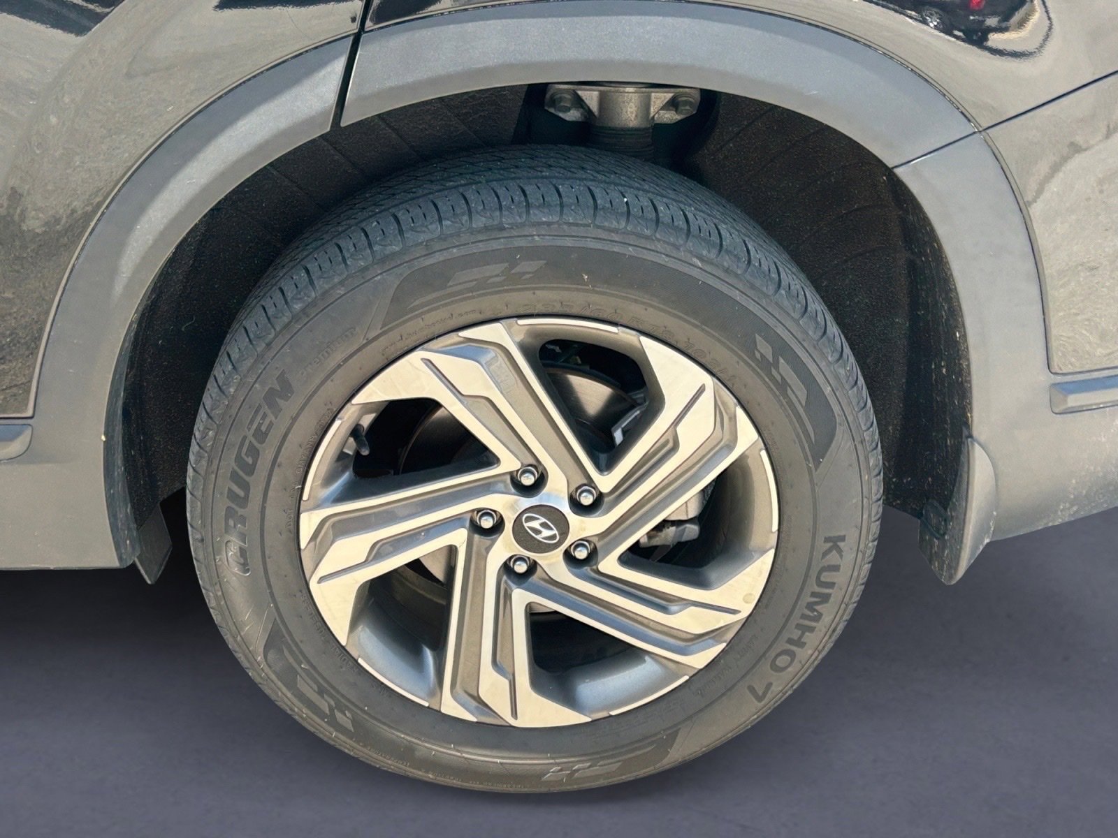 Certified 2023 Hyundai Santa Fe SEL image 3