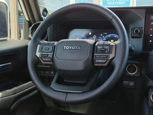 Used 2025 Toyota Land Cruiser w/ Premium Package image 20
