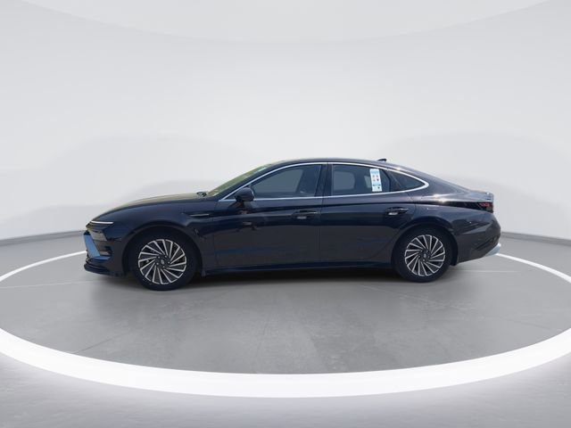 Used 2025 Hyundai Sonata Limited image 4