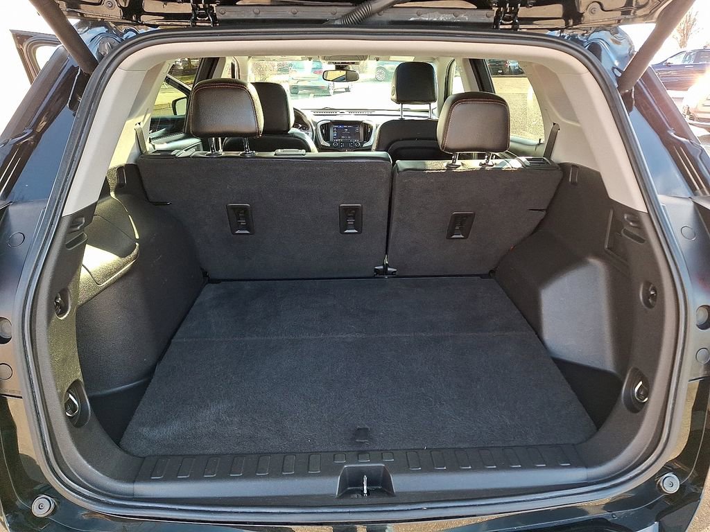 Used 2021 GMC Terrain SLT w/ Infotainment Package II image 29