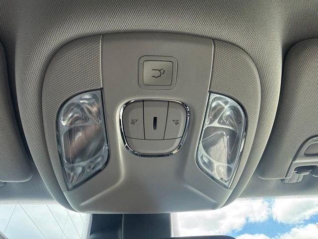 Used 2022 Jeep Compass Latitude w/ Convenience Group AWD/4WD image 17
