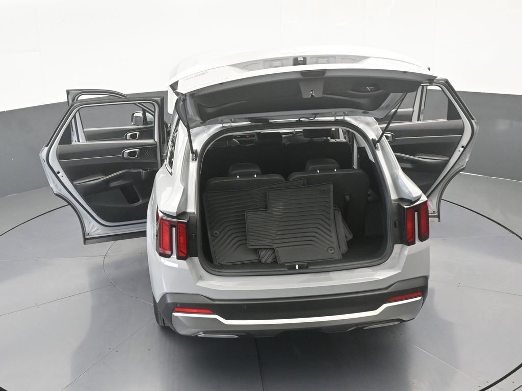 Used 2025 Kia Sorento S w/ Panoramic Sunroof Package image 31