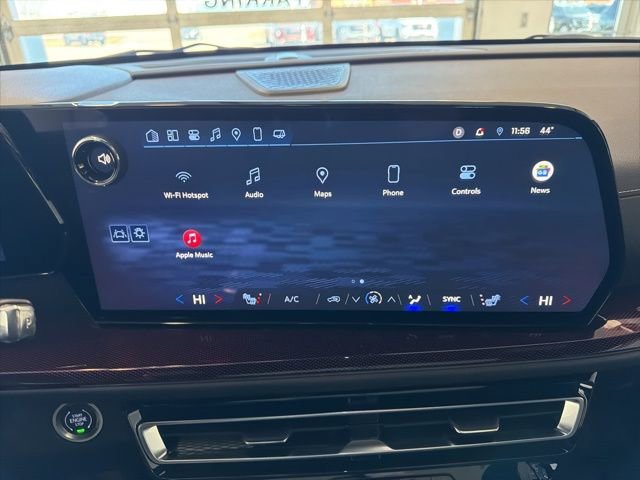 Used 2025 Chevrolet Traverse Z71 w/ Enhanced Driving Package image 28