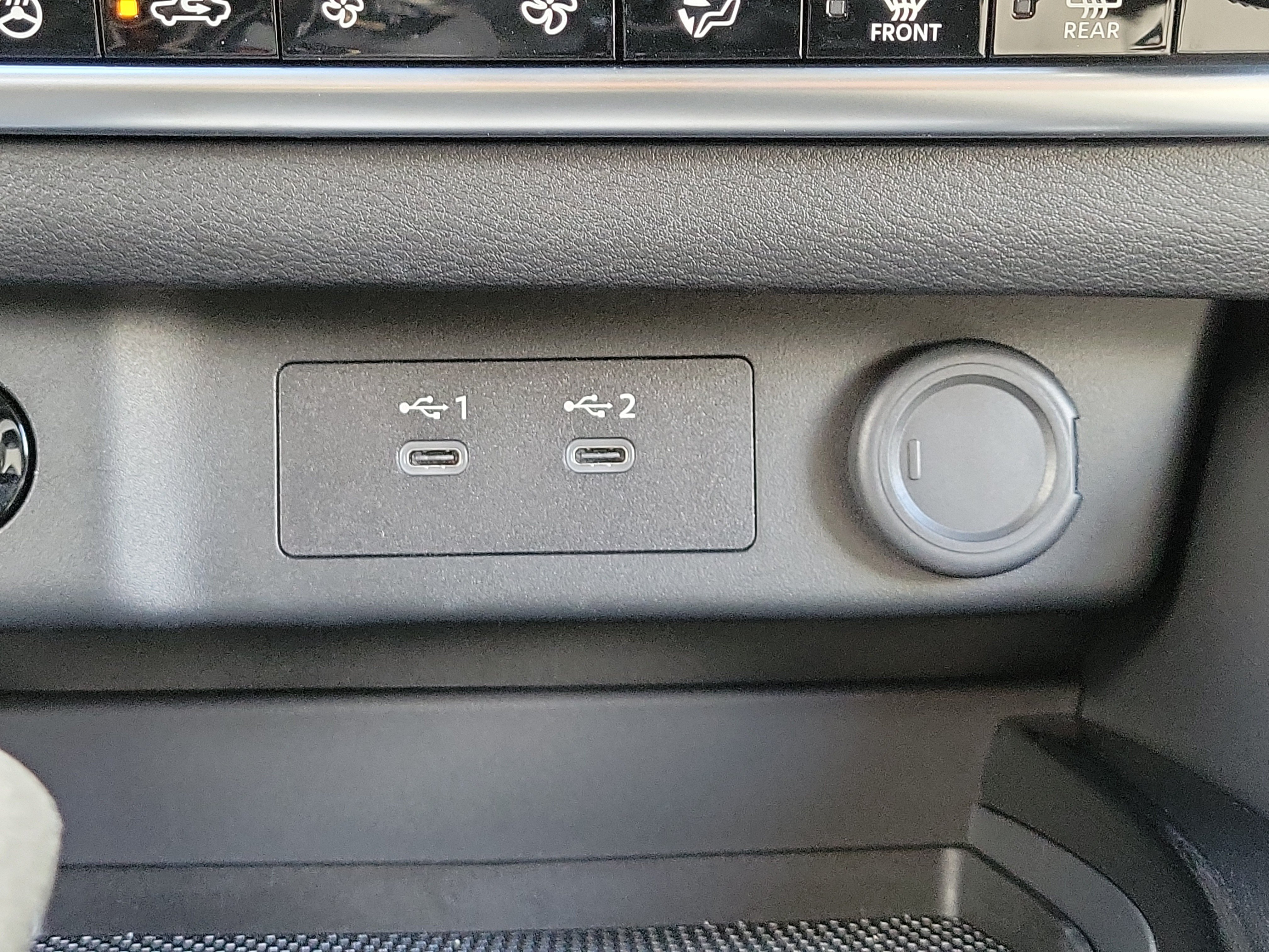Certified 2026 Nissan Rogue Dark Armor AWD/4WD image 29