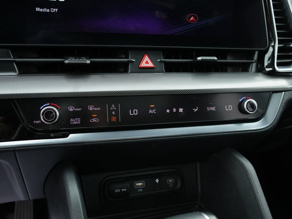 Certified 2025 Kia Sportage SX FWD image 34