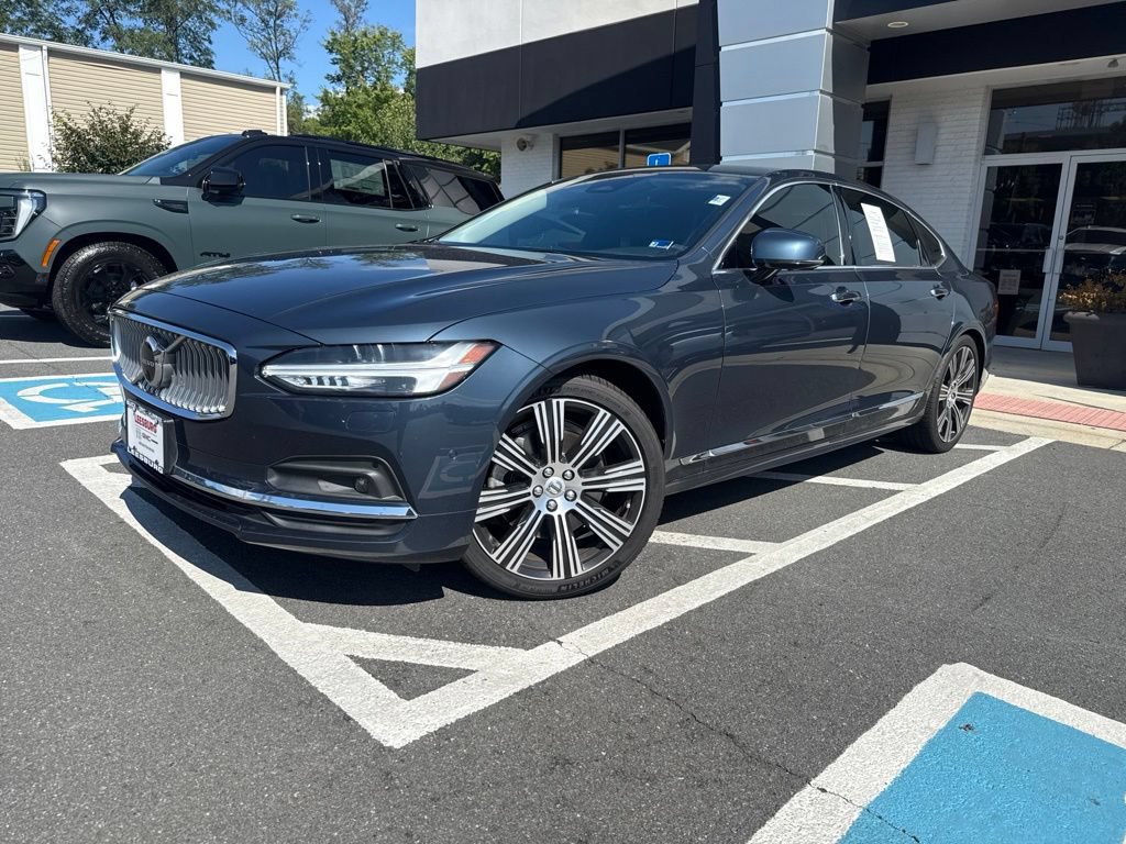 Used 2022 Volvo S90 B6 Inscription w/ Advanced Package AWD/4WD image 3
