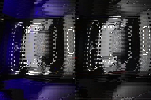 Used 2023 Mercedes-Benz CLA 250 4MATIC image 31