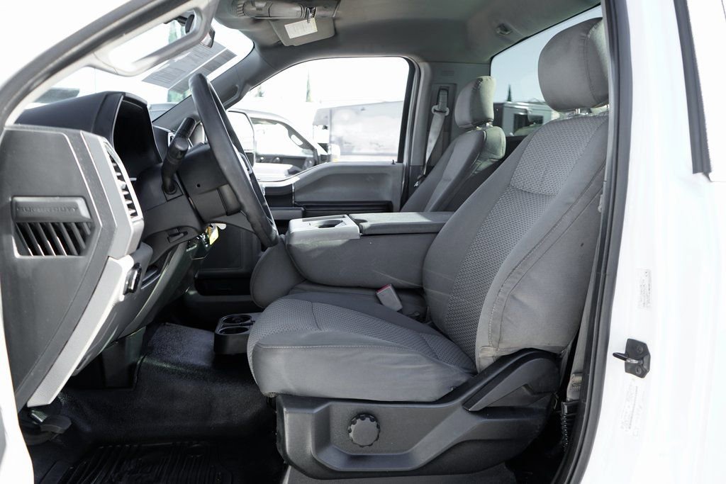 Used 2017 Ford F550 2WD Regular Cab Super Duty w/ Advanced Security Pack image 26