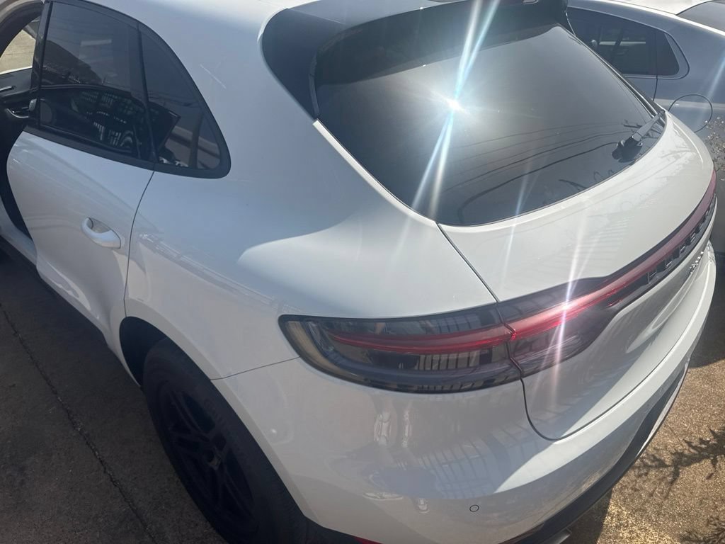Used 2021 Porsche Macan AWD/4WD image 38
