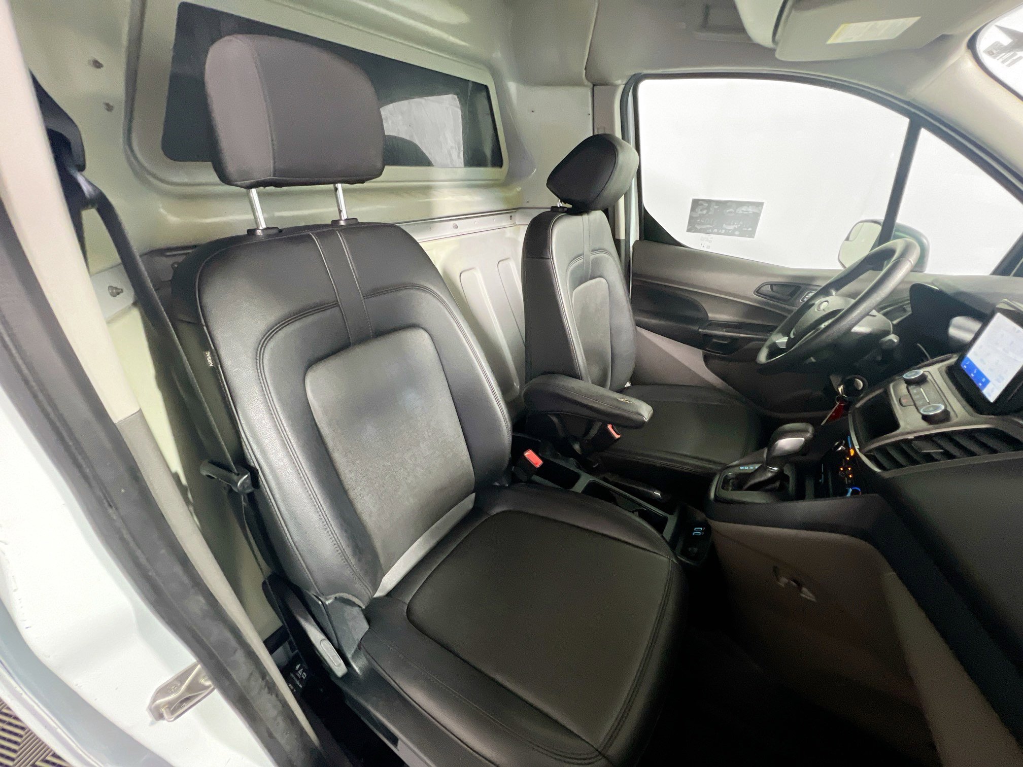 Used 2022 Ford Transit Connect XL w/ CNG/LPG Engine Prep Package FWD image 29
