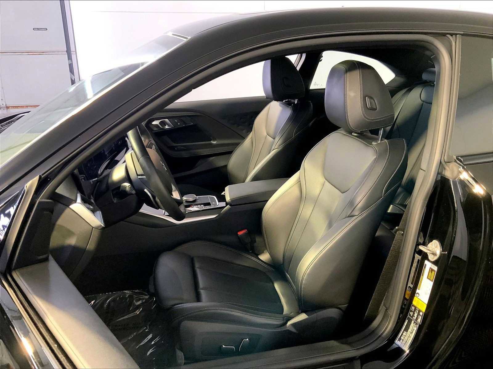 Used 2024 BMW 230i xDrive Coupe w/ Convenience Package image 5