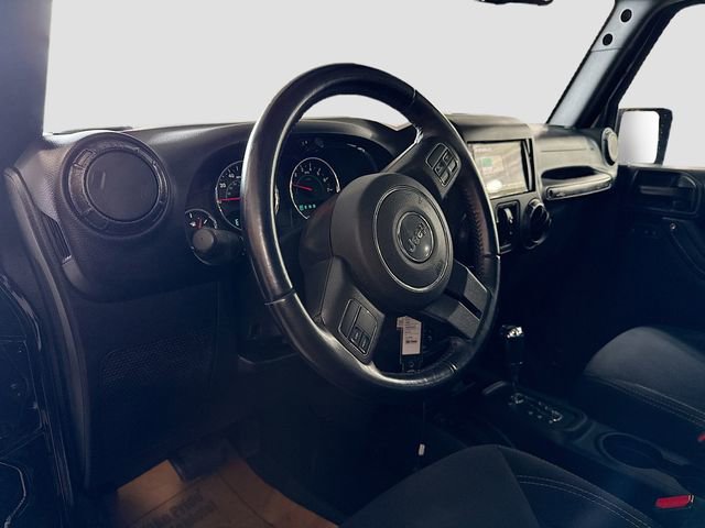 Used 2018 Jeep Wrangler Unlimited Sahara AWD/4WD image 10