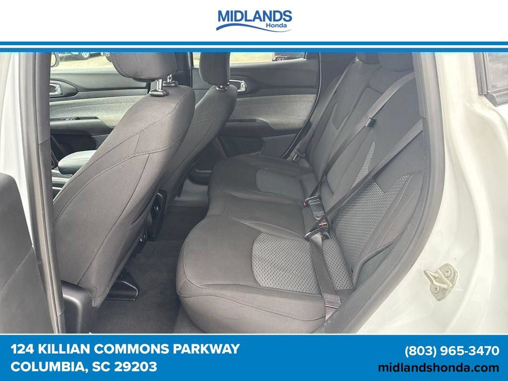 Used 2023 Jeep Compass Sport AWD/4WD image 36