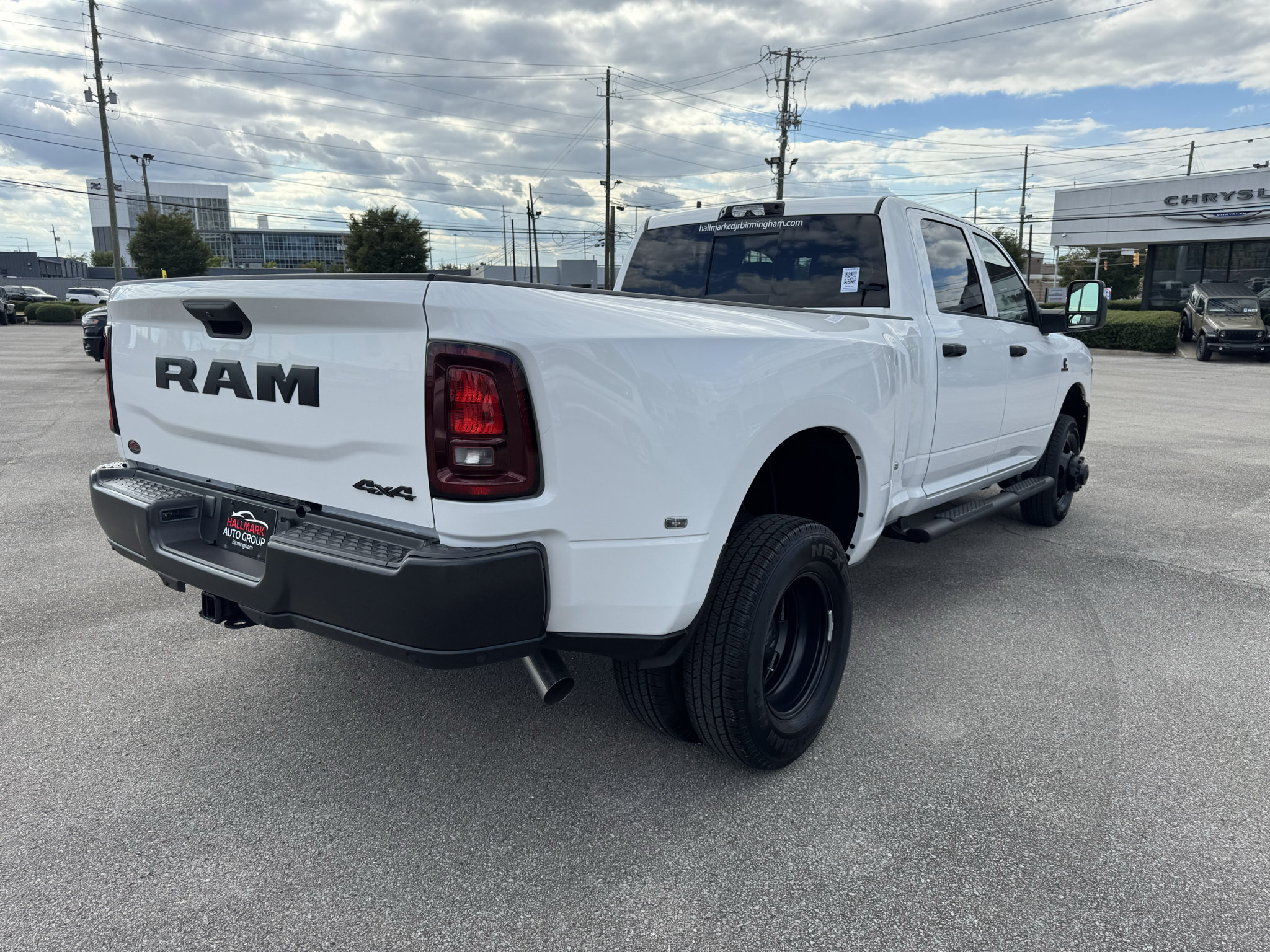 New 2027 RAM 3500 Tradesman AWD/4WD image 7