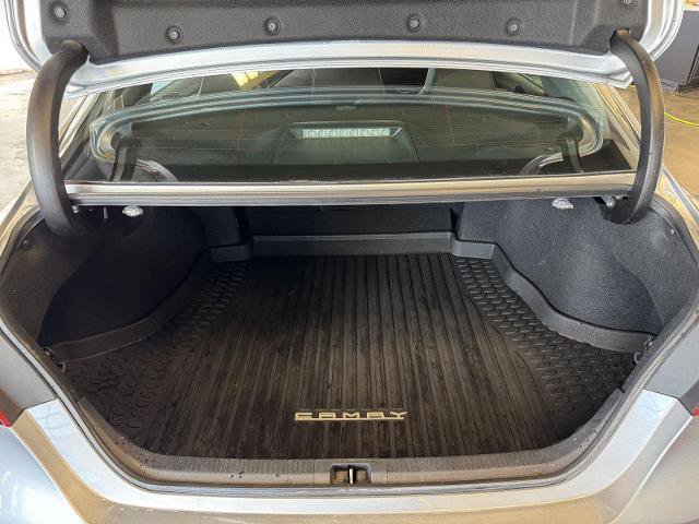 Used 2022 Toyota Camry SE image 36