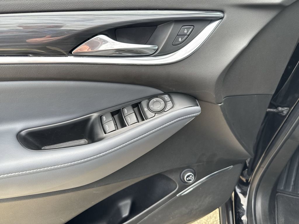 Certified 2023 Buick Enclave Essence AWD/4WD image 17