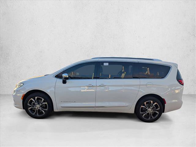 New 2026 Chrysler Pacifica Pinnacle image 5