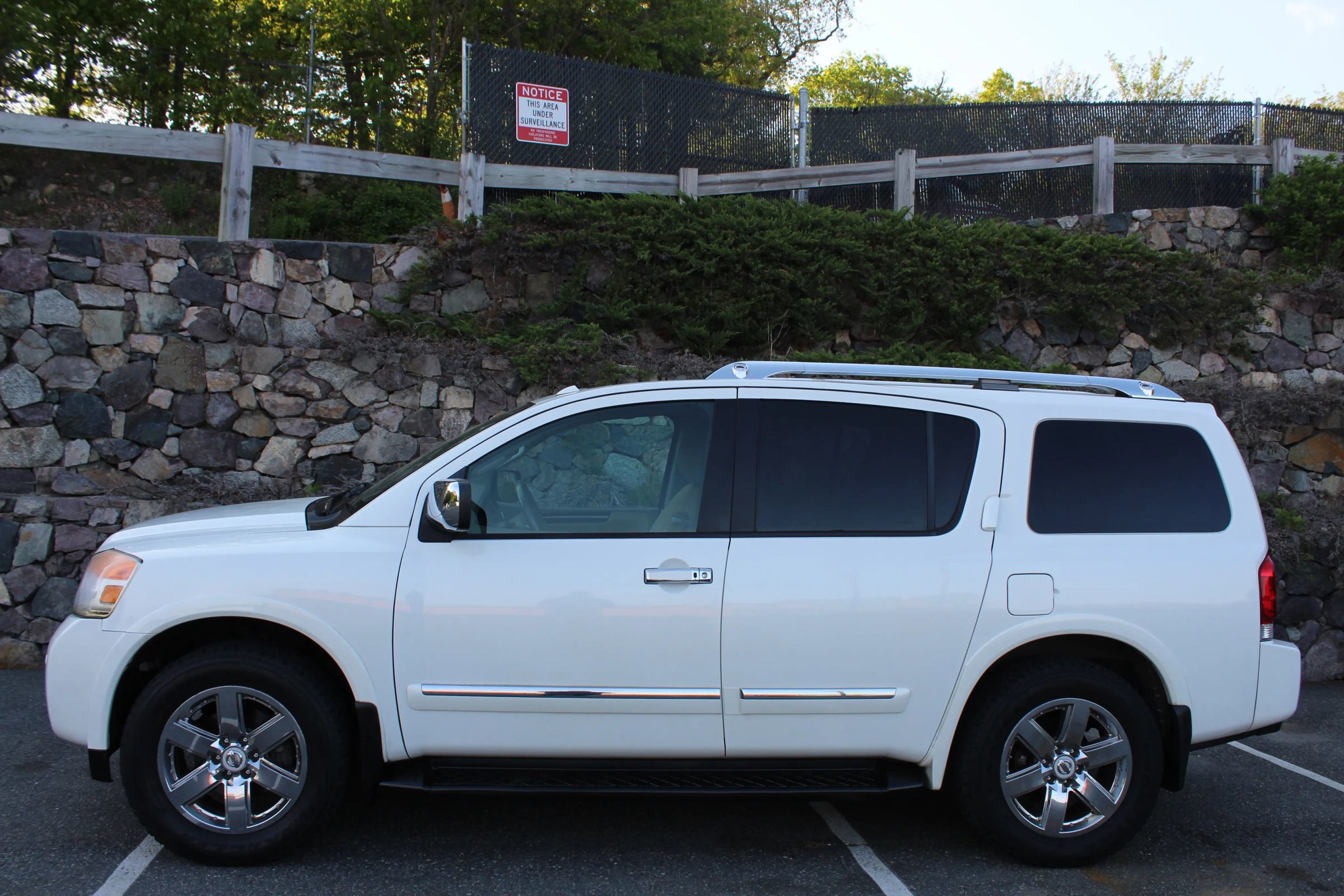 Used 2014 Nissan Armada Platinum image 6