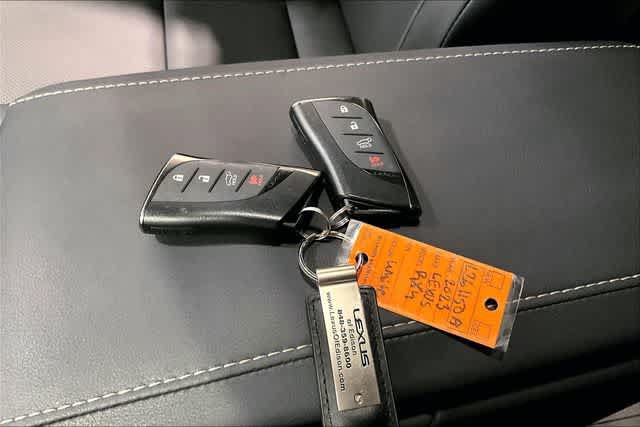 Used 2023 Lexus RX 350h w/ Cold Area Package AWD/4WD image 35