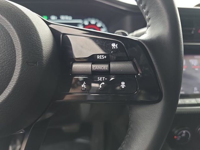 Used 2025 Nissan Z Sport w/ Floor Mat Package image 35