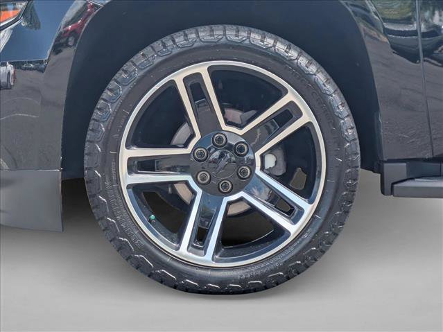Used 2020 Chevrolet Tahoe LT w/ Luxury Package AWD/4WD image 24