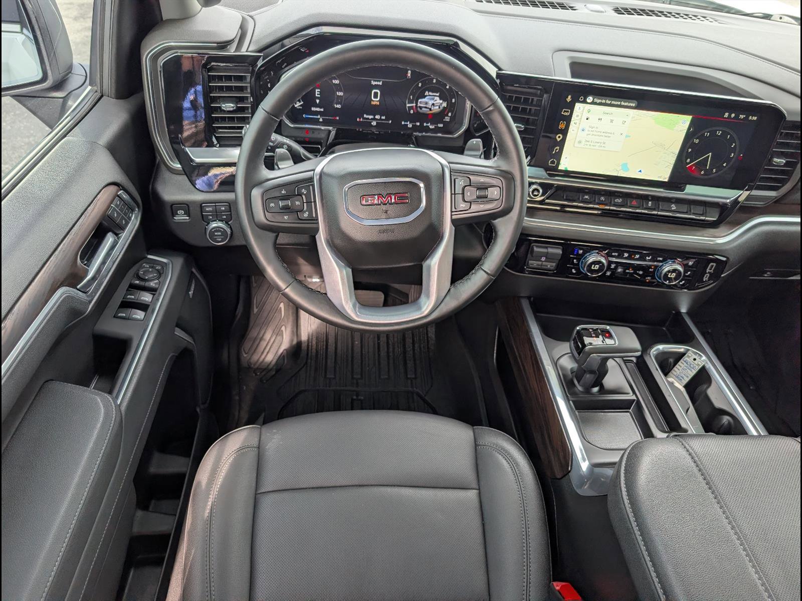 Used 2026 GMC Sierra 1500 SLT w/ SLT Premium Package AWD/4WD image 9