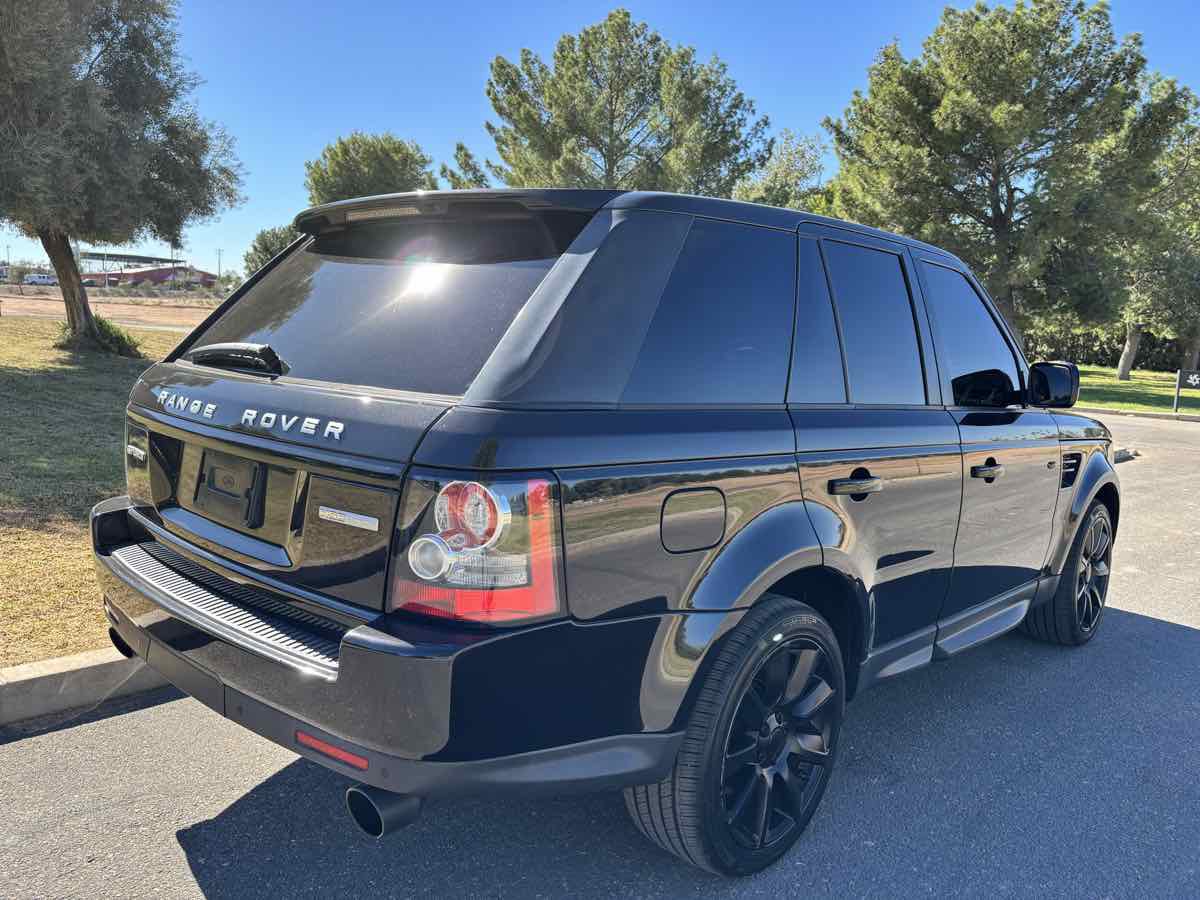 Used 2013 Land Rover Range Rover Sport HSE LUX image 6