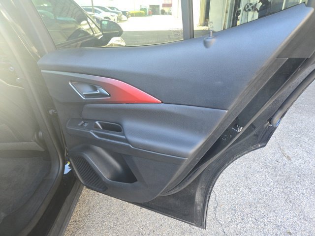 Used 2024 Chevrolet Equinox EV RS FWD image 14