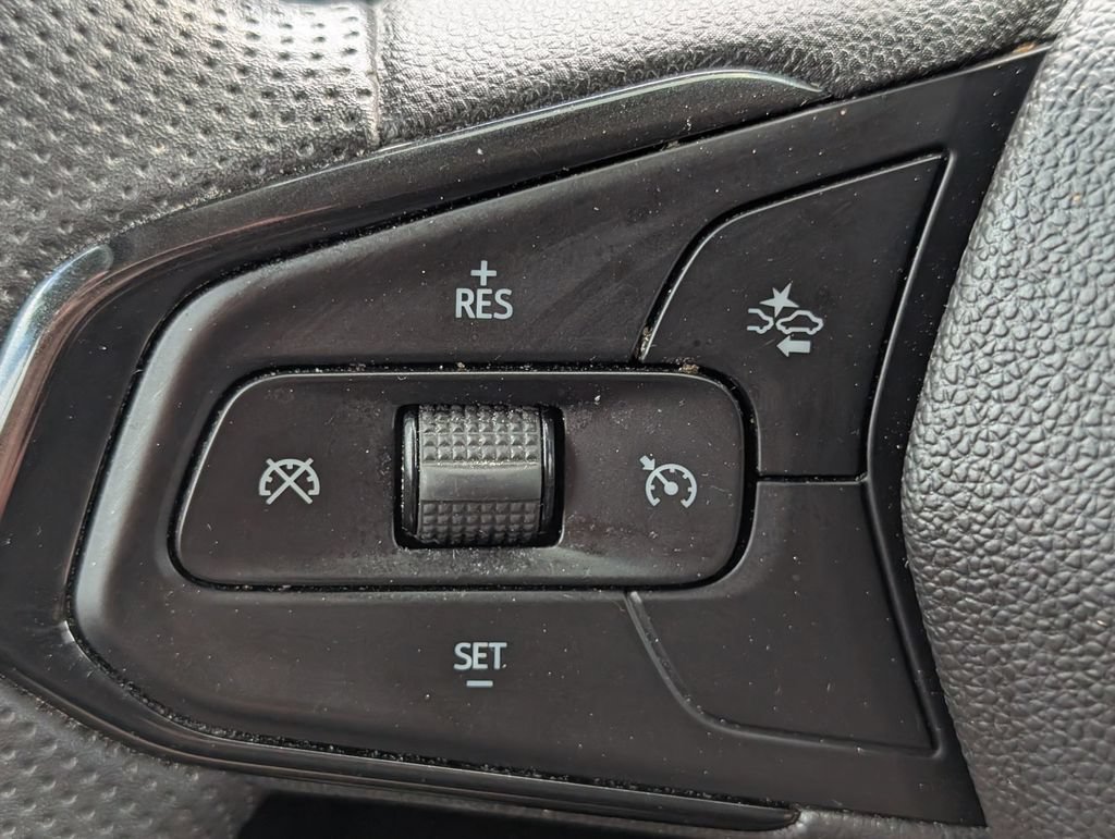 Used 2023 Chevrolet TrailBlazer LT FWD image 20